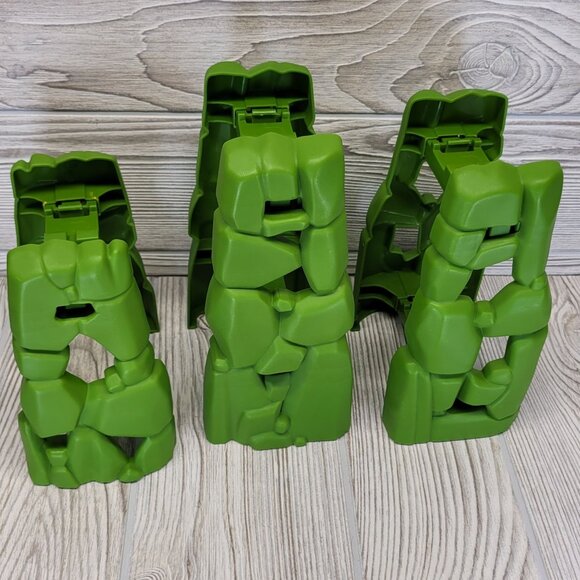 3 Thomas Train‎ TrackMaster Green Rock Mountain Risers Castle Quest Replacement - Picture 1 of 5